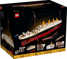 10294 UCS Titanic