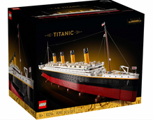 10294 UCS Titanic