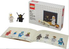 5002812 Classic Spaceman Minifigure